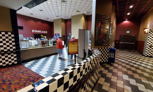 Cinemark Wilmington Movies 10