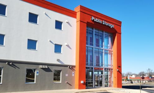 Public Storage