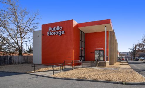 Public Storage