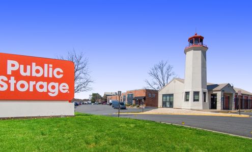 Public Storage