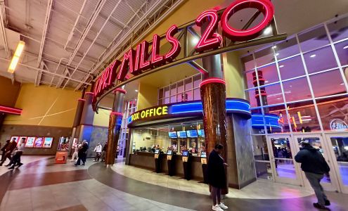 Regal Opry Mills