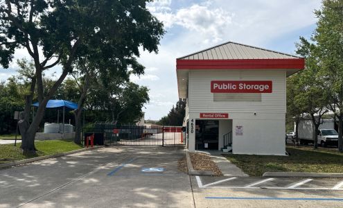 Public Storage