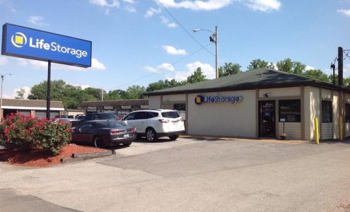 Life Storage - Brentwood