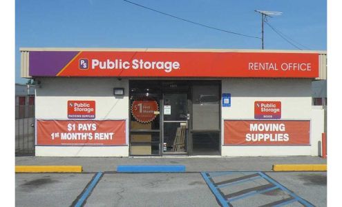 Public Storage