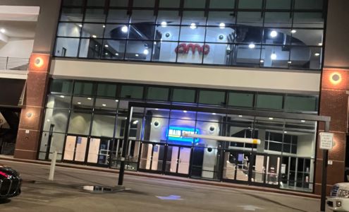 AMC Parkway Pointe 15