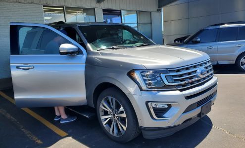 Quick Lane at Sam Leman Ford