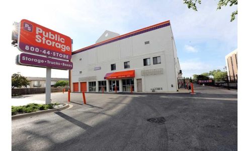 Public Storage