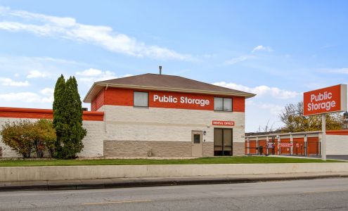 Public Storage