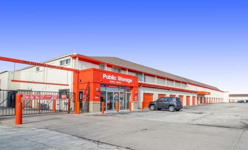 Public Storage