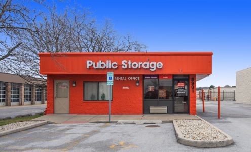 Public Storage