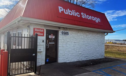 Public Storage