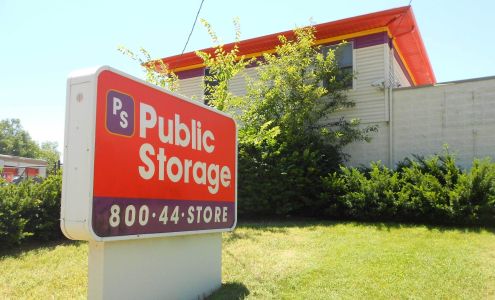 Public Storage