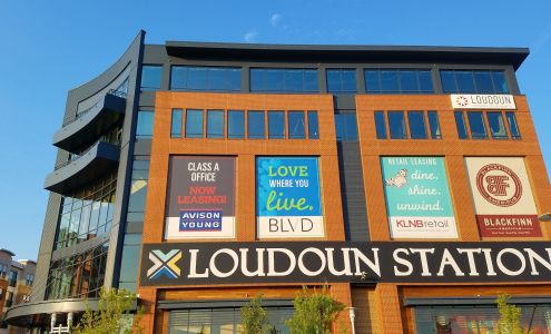 AMC Loudoun Station 11