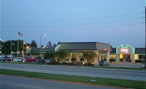 Ramada by Wyndham New Iberia