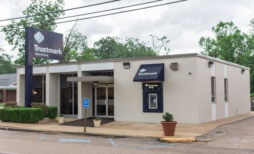 Trustmark Pelahatchie