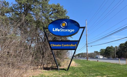 Life Storage - Lakewood