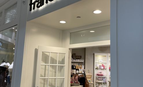 francesca's Willow Grove