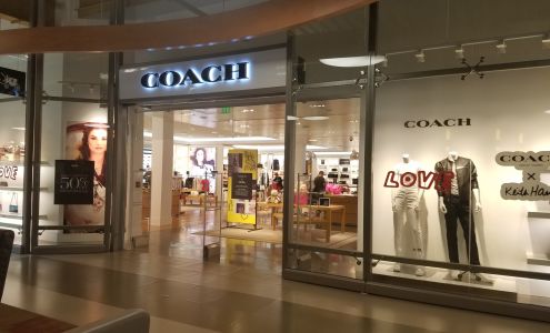 COACH Outlet