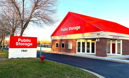 Public Storage