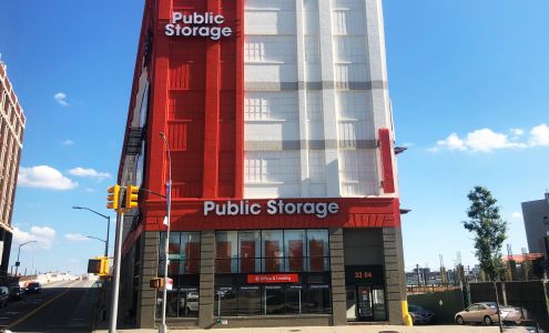 Public Storage