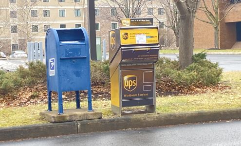 UPS Drop Box