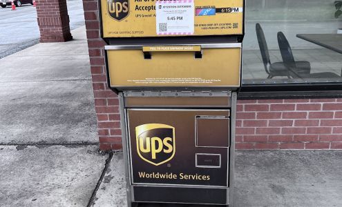 UPS Drop Box