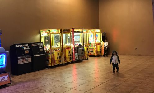 AMC Brunswick Square 13