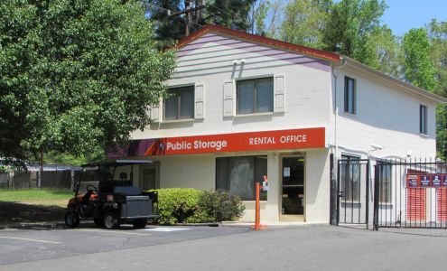 Public Storage