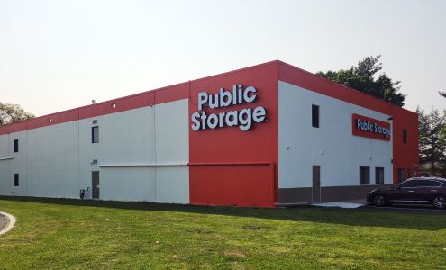 Public Storage