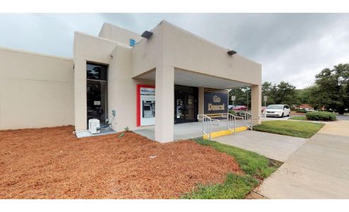 Bank of America (with Drive-thru ATM)