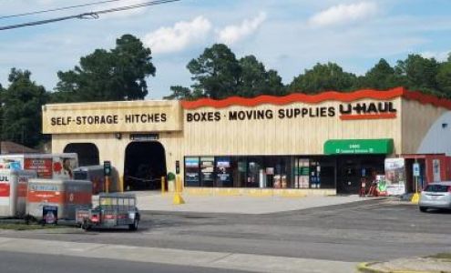 U-Haul Moving & Storage at Bragg Blvd