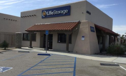 Life Storage - Palm Desert