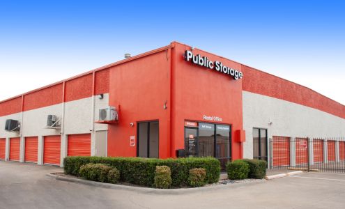 Public Storage