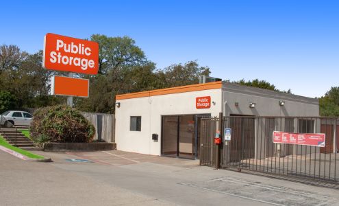 Public Storage