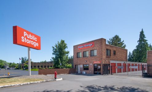 Public Storage