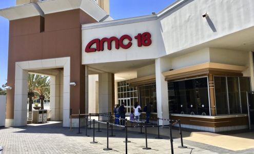 AMC Fashion Valley 18