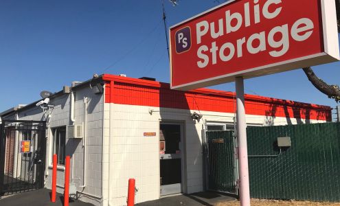 Public Storage