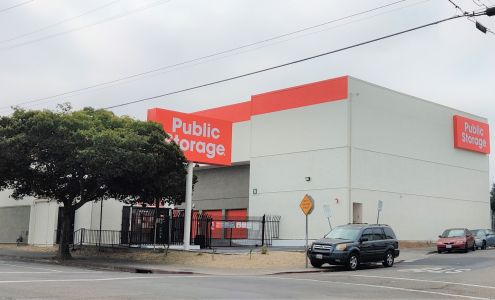 Public Storage