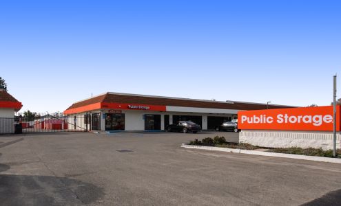 Public Storage