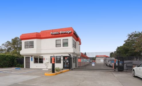 Public Storage