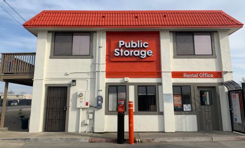 Public Storage