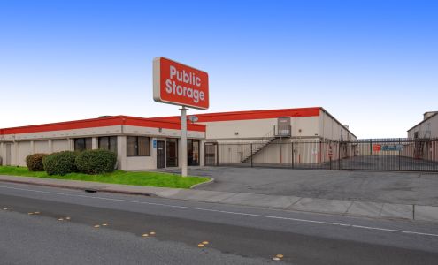 Public Storage