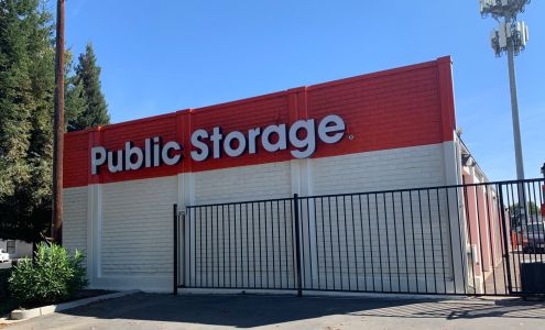 Public Storage