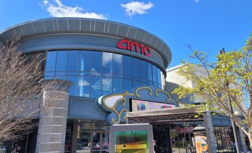 AMC Dine-In Thousand Oaks 14