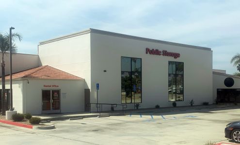 Public Storage