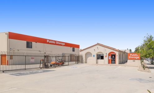 Public Storage