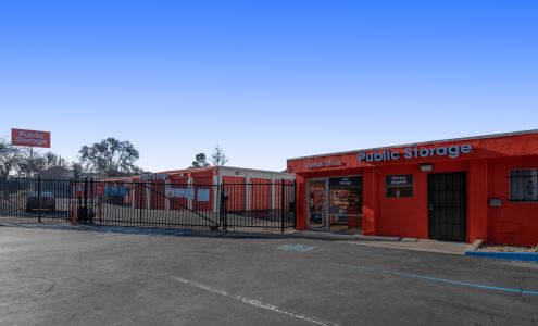 Public Storage