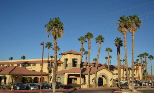 Ramada by Wyndham Barstow