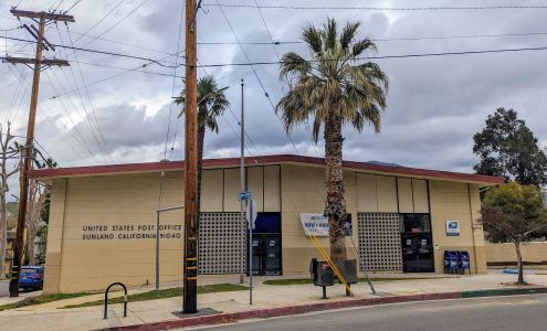 United States Postal Service Sunland-Tujunga