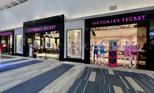 Victoria's Secret & PINK by Victoria's Secret